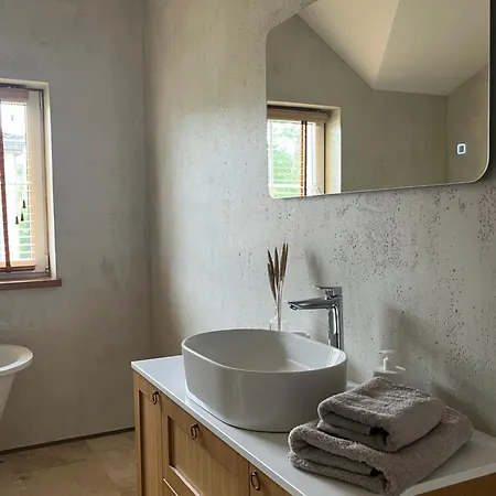 Melnrage Cozy & Terrace - Pine View Sea Entry