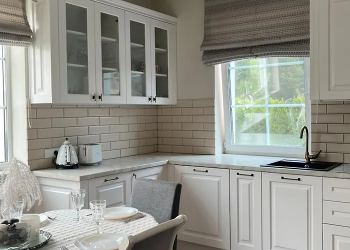 Melnrage Cozy & Terrace - Pine View Sea Entry *